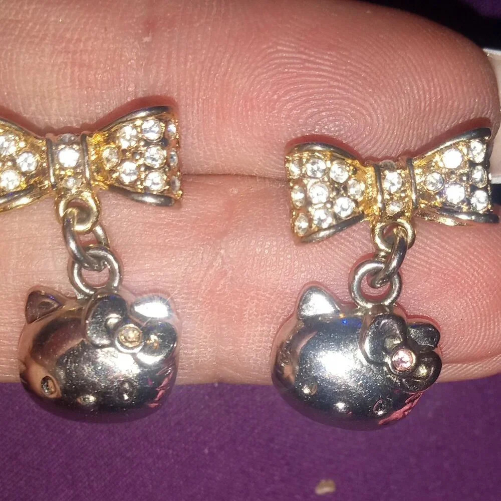 SANRIO Silver Gold tone HELLO, KITTY Bow Rhinestone Earrings